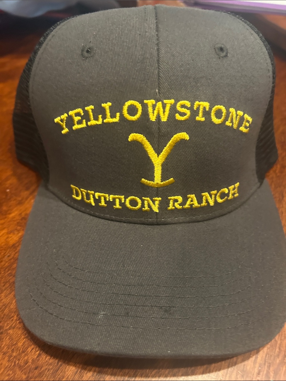 Yellowstone Dutton Ranch Trucker Hat - Gray Black & Yellow Brand New With Tags!
